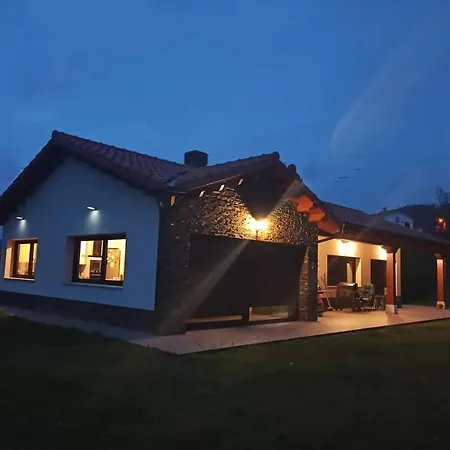10a03 Casa Moderna Independiente Holiday home *