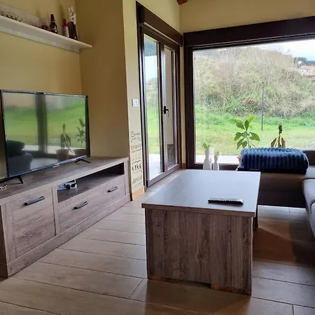10a03 Casa Moderna Independiente Holiday home